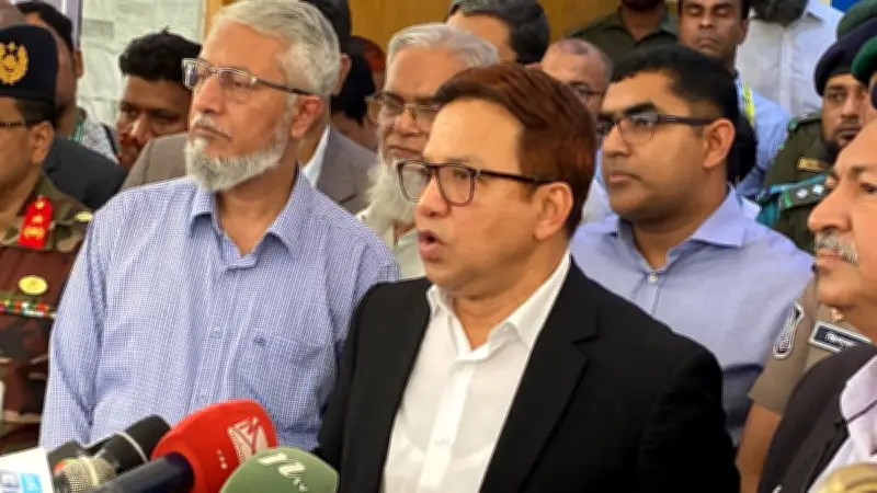 রাজশাহী মেডিকেলে আইসিইউ সংকটে শিশু মৃত্যু: স্বাস্থ্যসচিবের দুঃখ প্রকাশ ও সমাধানের উদ্যোগ