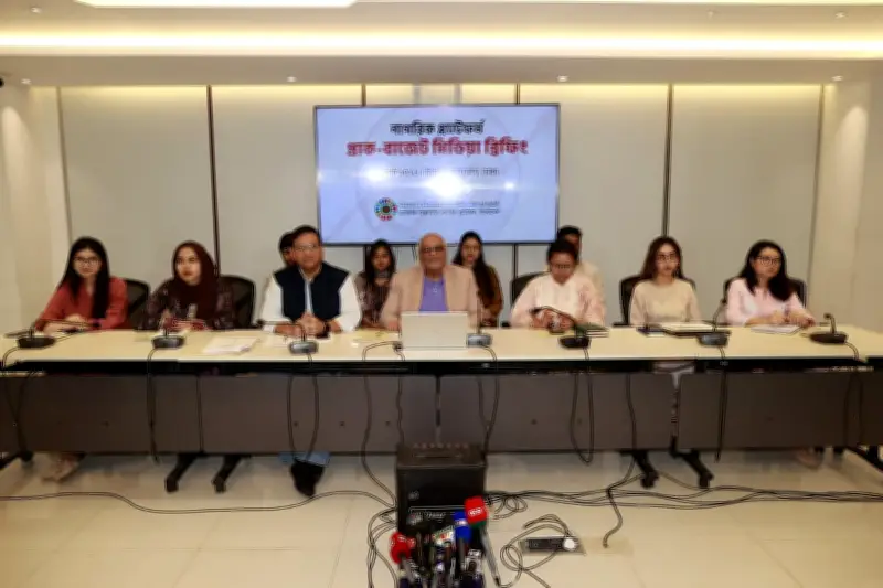 নতুন সরকারের প্রথম বাজেটে কঠোরতা চান দেবপ্রিয় ভট্টাচার্য, ভর্তুকি সামঞ্জস্য ও রাজস্ব লক্ষ্যমাত্রা বাস্তবসম্মত করার পরামর্শ