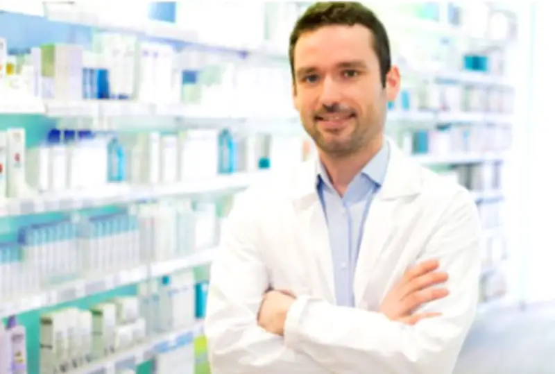 বাংলাদেশে কমিউনিটি ফার্মেসি শক্তিশালীকরণ: ফার্মাসিস্টদের বাধ্যতামূলক অন্তর্ভুক্তি ও সম্মানজনক বেতনের দাবি