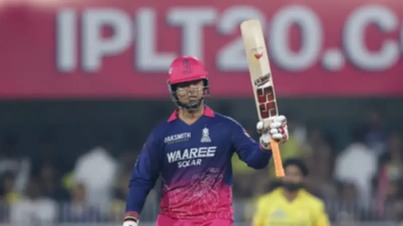 ভারতের ক্রিকেটে নতুন আশা বৈভব সূর্যবংশী: আইপিএলে ঝড় তুলে জাতীয় দলে ডাকের আলোচনা