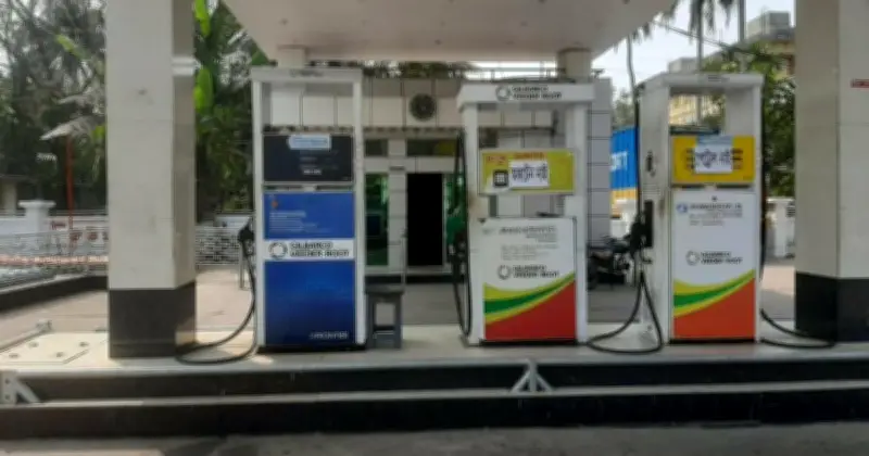 জ্বালানি সংকটে পাম্প মালিকদের দাবি: রাতে অকটেন-পেট্রোল বিক্রি বন্ধ রাখতে চান