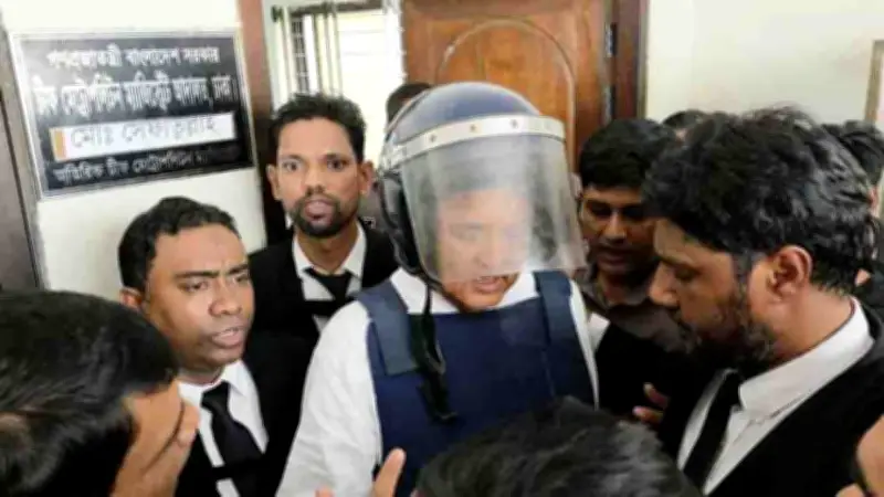 জ্বালানি তেলের দাম অপরিবর্তিত, সন্ত্রাসবিরোধী আইনে কারাগারে অজয় কর খোকন