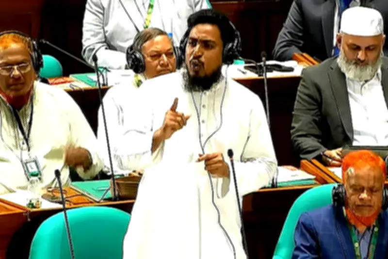 বাংলাদেশে অনলাইন শিক্ষার নতুন সম্ভাবনা: প্রযুক্তির মাধ্যমে শিক্ষার প্রসার