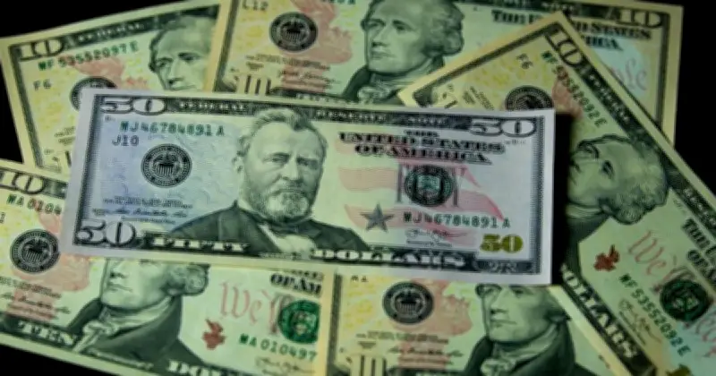 মার্চে রেমিট্যান্সে নতুন রেকর্ড: ৩৬২ কোটি ডলার, প্রতিদিন ১২ কোটি ৭ লাখ ডলার