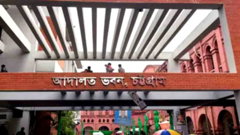 বাংলাদেশের ফুটবল দল সিঙ্গাপুরের কাছে ১-০ গোলে পরাজিত, ইরানে স্কুল ও চিকিৎসাকেন্দ্রে হামলা