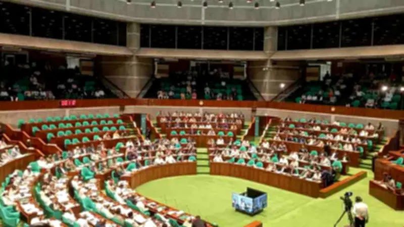 সংবিধান সংস্কার, হত্যা মামলার রায় ও আন্তর্জাতিক ঘটনাপ্রবাহ: সংসদে আলোচনার ঝড়