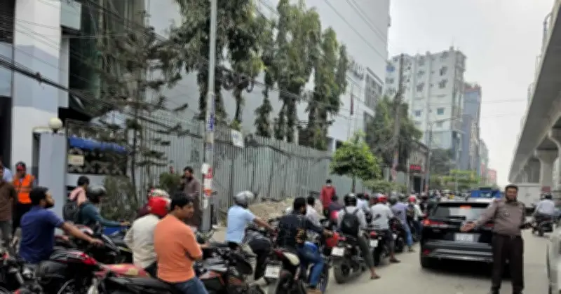 জ্বালানি সংকটে বাংলাদেশের অর্থনীতিতে চাপ, পরিবহন-কৃষি-শিল্প বিপর্যয়ের মুখে