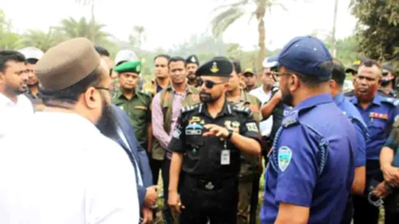 জঙ্গল সলিমপুরে স্বস্তি, হাতিয়ায় হান্নান বিরুদ্ধে মিছিল, মাগুরায় আগ্নেয়াস্ত্রসহ আটক