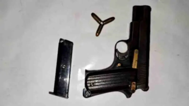 সন্ত্রাসী সহযোগীর পিস্তল উদ্ধার: মব কালচার বন্ধে দৃষ্টান্তমূলক আইনী পদক্ষেপের আহ্বান