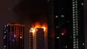 ইরানের ড্রোন হামলায় উপসাগরীয় দেশগুলোর 'নিরাপদ' ভাবমূর্তি ধ্বংস, বহুতল ভবনে আগুন