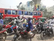 পরীবাগে জ্বালানি তেলের লাইনে মোটরসাইকেল চালকদের সংঘর্ষ, রাজধানীতে ভিড়