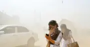 বিশ্বের সবচেয়ে দূষিত শহরের তালিকায় ঢাকা দ্বিতীয়, এয়ার কোয়ালিটি ইনডেক্স ২১২