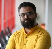 মনোরোগ বিশেষজ্ঞ ডা. সরদার আতিকের মাদকবিরোধী পরামর্শ: সন্তানদের সাথে গুণগত সময়ের গুরুত্ব