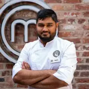 যুক্তরাজ্যে বাংলাদেশি শেফ ইসমাইল হোসেনের সাফল্য: মাস্টারশেফ সেমিফাইনালে পৌঁছানো