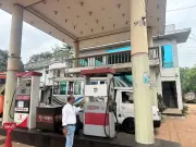 সীতাকুণ্ডে পেট্রলপাম্প তদারকিতে ট্যাগ অফিসারদের নিয়োগ, অনিয়মে জরিমানা