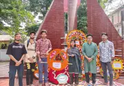 রংপুরে বন্ধুসভার মহান স্বাধীনতা দিবসে শহীদ মিনারে শ্রদ্ধাঞ্জলি অর্পণ