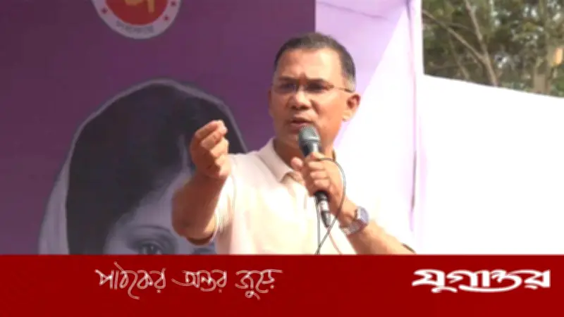 পাচারকৃত অর্থ ফিরিয়ে এনে কৃষক ও ফ্যামিলি কার্ডে বিতরণের প্রতিশ্রুতি প্রধানমন্ত্রীর