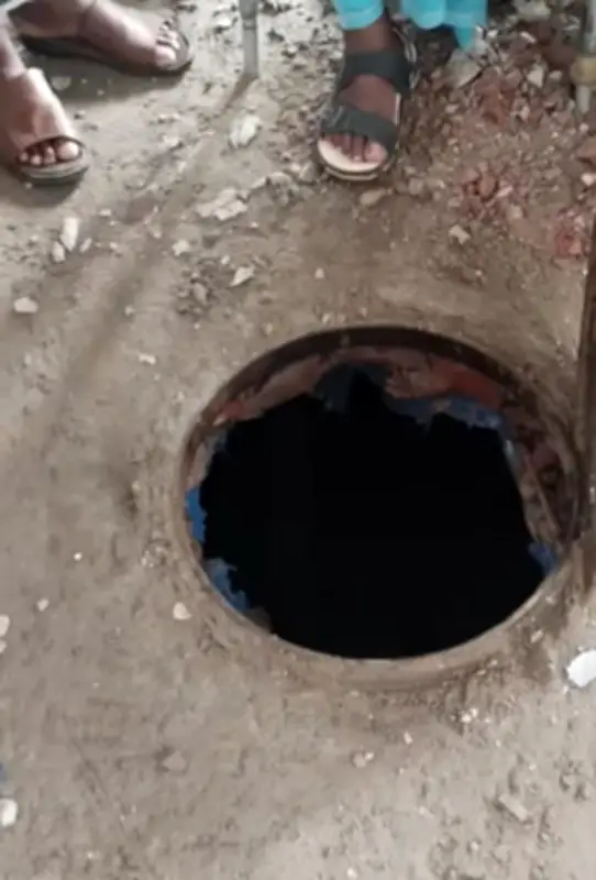 ফরিদপুরে নির্মাণাধীন ট্যাংকে শ্রমিকের মৃত্যু: কাঠামো অপসারণকালে দুর্ঘটনা