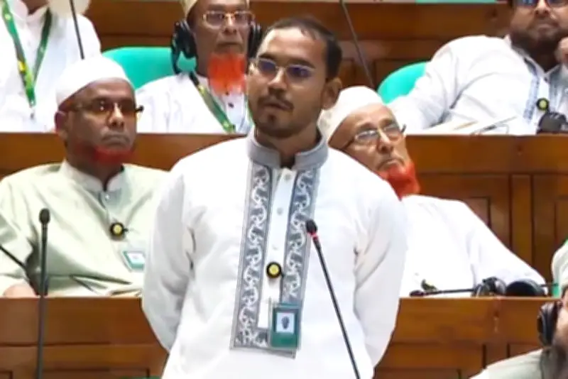 বাংলাদেশের শিক্ষা ব্যবস্থায় ডিজিটাল রূপান্তরের নতুন উদ্যোগ: অনলাইন শিক্ষার প্রসার