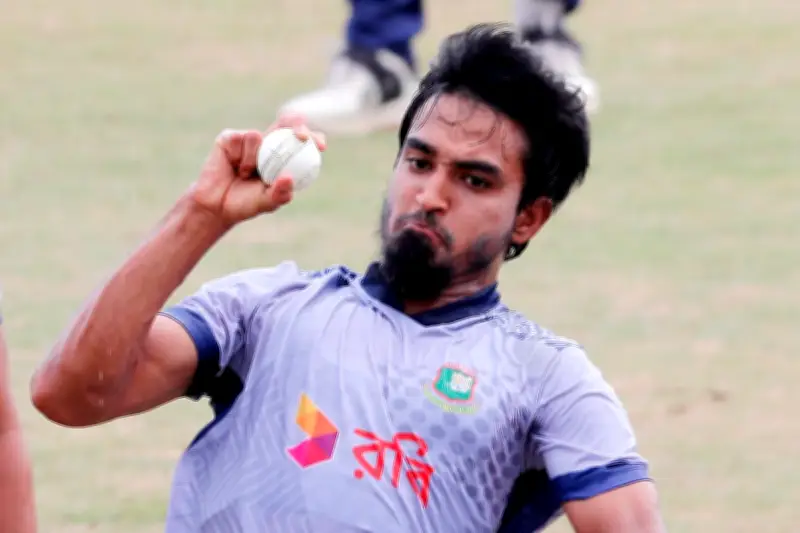 তৃতীয় ওয়ানডের জন্য বাংলাদেশ স্কোয়াডে ফিরলেন পেসার তানজিম হাসান