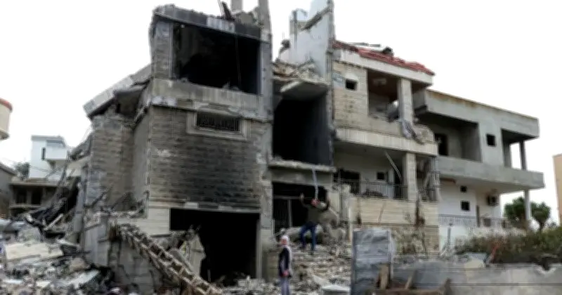 যুদ্ধবিরতির মধ্যেও দক্ষিণ লেবাননে ইসরায়েলি হামলা অব্যাহত, ৩৯টি গ্রাম আক্রান্ত