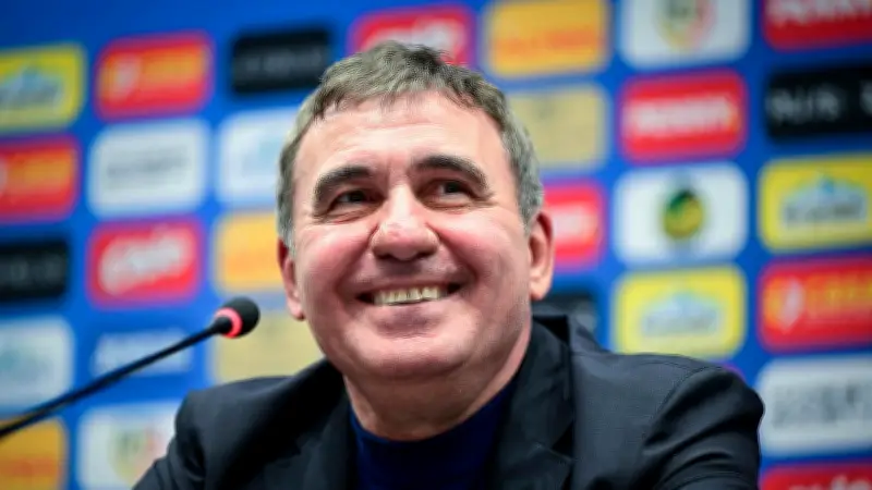 রোমানিয়া জাতীয় দলের প্রধান কোচ হিসেবে কিংবদন্তি গিওর্গি হ্যাজির অভিষেক