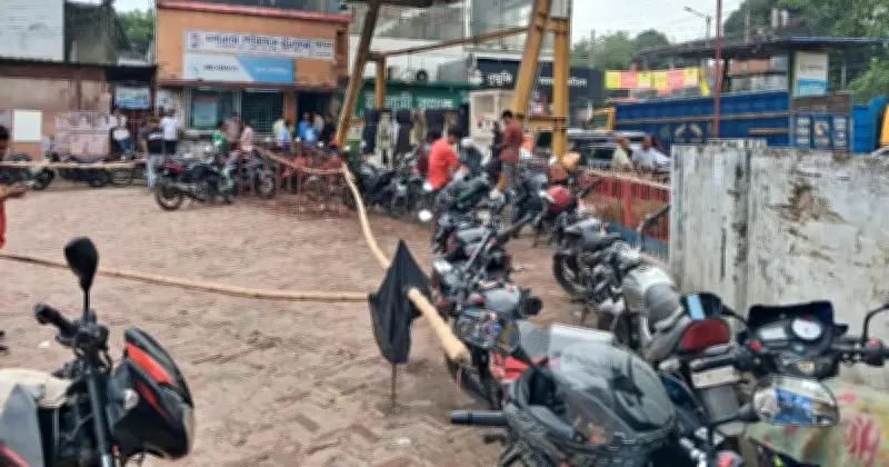 জ্বালানি তেলের দাম বৃদ্ধির পরও রংপুরে পেট্রোল-ডিজেলের তীব্র সংকট, ফিলিং স্টেশনে দীর্ঘ লাইন ও হুড়োহুড়ি