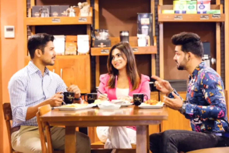 একাধিক ভাষা জানা মস্তিষ্কের গঠন ও কার্যকারিতায় কী পরিবর্তন আনে?