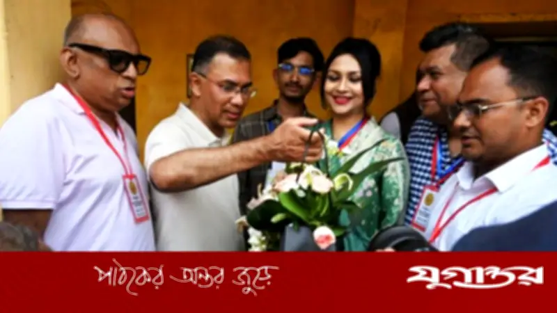 দুই দশক পর জিয়াবাড়িতে তারেক রহমান, আবেগে আপ্লুত স্বজনরা