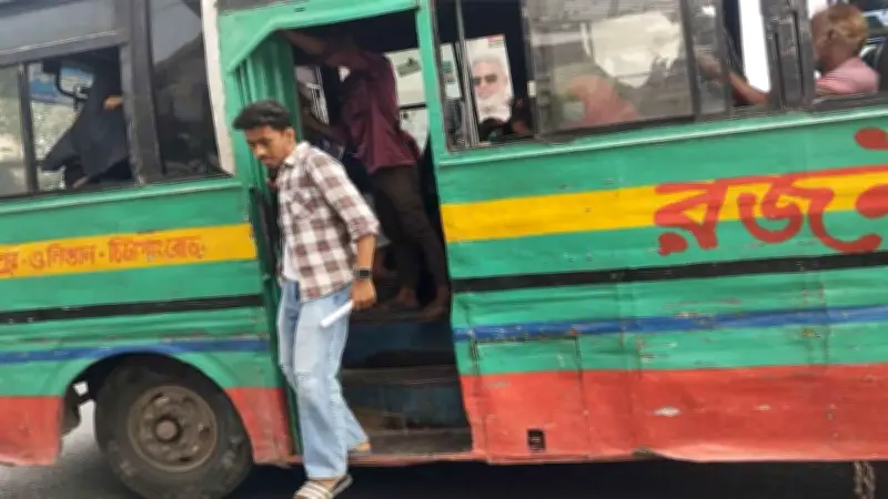 বাস ভাড়া বৃদ্ধি ও অনলাইন জুয়ার ফাঁদে নগরবাসীর ভোগান্তি