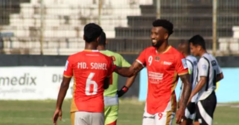 বকেয়া বেতন সঙ্কট কাটিয়ে হ্যাটট্রিকে জয়ী বসুন্ধরা কিংস, প্লে-অফে উত্তীর্ণ