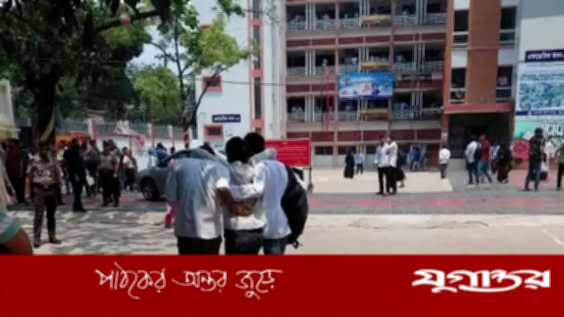 চট্টগ্রাম সিটি কলেজে ছাত্রদল-শিবির সংঘর্ষে আহত কয়েকজন, ক্লাশ-পরীক্ষা স্থগিত