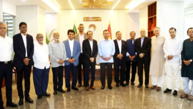 সরকার কারাবন্দী সাংবাদিকদের জামিন খতিয়ে দেখবে, ২০২৫ সালের এসএসসি পরীক্ষায় দেড় ঘণ্টা সময়