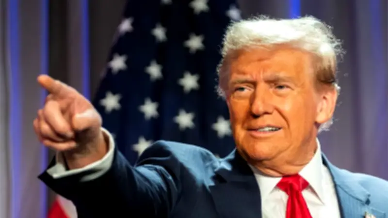 চুক্তি না হলে যুদ্ধের হুমকি ট্রাম্পের, নওগাঁয় জমি বিরোধে ৪ হত্যা, বিএনপি-ছাত্রদল সংঘর্ষ