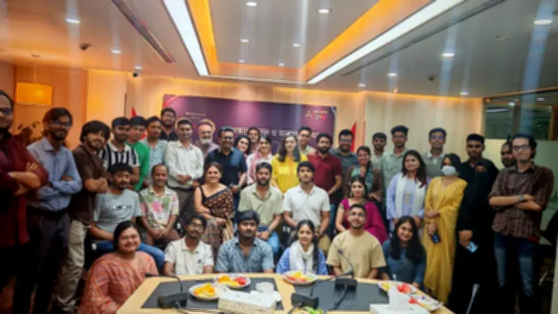 ‘চক্র-২’ রিভিউ প্রতিযোগিতার পুরস্কার বিতরণ ও তারকা আড্ডা, শিল্পের সৌন্দর্য নিয়ে আলোচনা