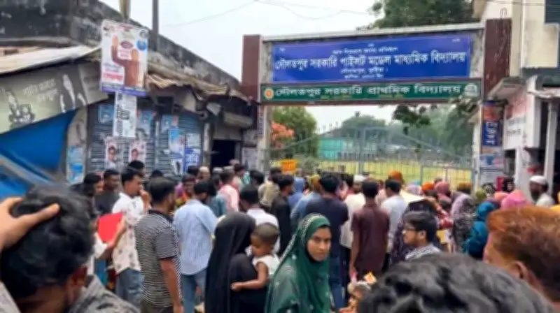 কুষ্টিয়ার এসএসসি পরীক্ষায় বড় ভুল: ১৭ শিক্ষার্থীকে ভুল প্রশ্নপত্র দেওয়া