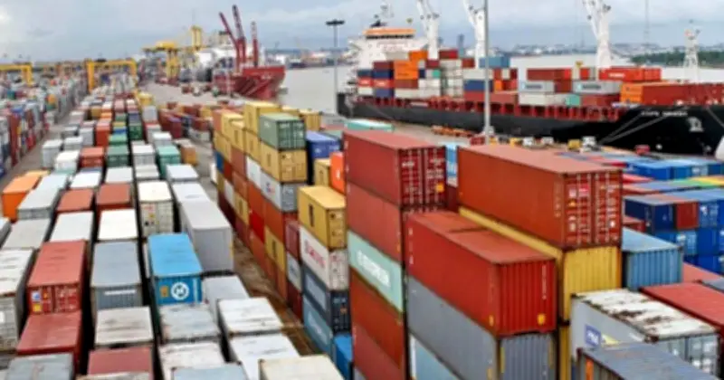 চট্টগ্রাম বন্দরের বেসরকারি কনটেইনার ডিপোতে সাড়ে ৮ শতাংশ ফুয়েল সারচার্জ আরোপ
