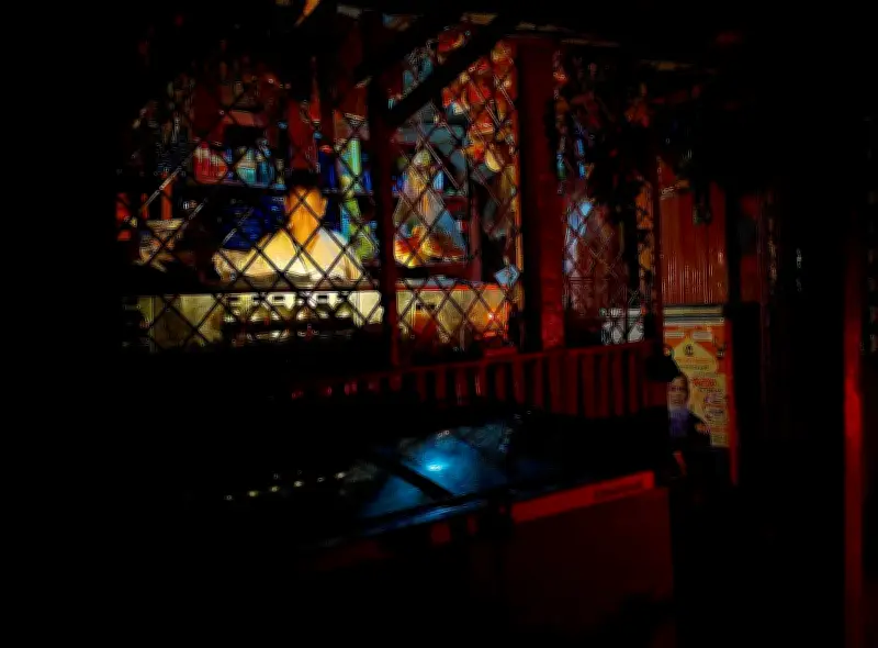 গ্রীষ্মে বিদ্যুতের ঘাটতি: গ্রামে লোডশেডিং, ঢাকা শহর মুক্ত রাখার পরিকল্পনা