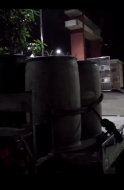 শেরপুরে পাচাররত ৮০০ লিটার ডিজেল জব্দ, দুজন আটক