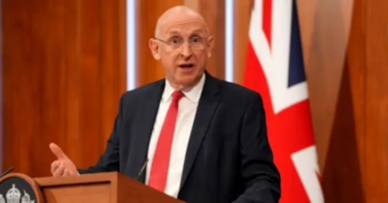 হরমুজ প্রণালি মুক্ত করতে লন্ডনে বৈঠক, ৩০ দেশের প্রতিনিধি অংশ নিচ্ছেন