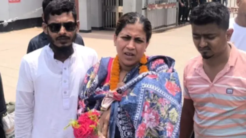 যুব মহিলা লীগ নেত্রীর মুক্তি, জাতীয় দিবসে পরিপত্র, অগ্নিকাণ্ডে ১৫ ঘর পুড়ে গেল