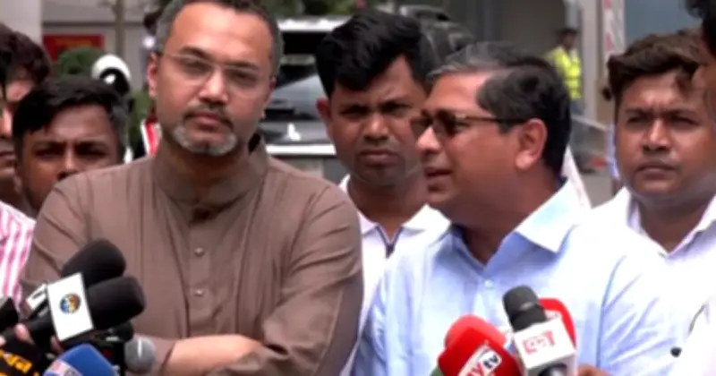 জুলাই থেকে শুরু হচ্ছে স্কুল ইউনিফর্ম ও জুট ব্যাগ বিতরণ, প্রথম শ্রেণির শিক্ষার্থীদের দিয়ে পাইলট প্রকল্প