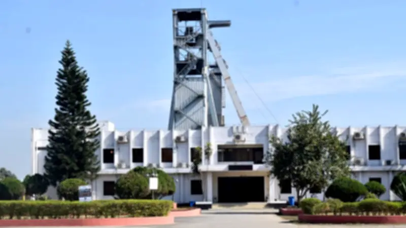 শিক্ষাবৃত্তি, জুয়া গ্রেপ্তার, ইরানের গুলি, ভেজাল মধু, ফসল লক্ষ্যমাত্রা, শিশু মৃত্যু, ভাড়া নির্ধারণ, বেলিংহামের ক্রিকেট, প্রাথমিক শিক্ষা সংস্কার