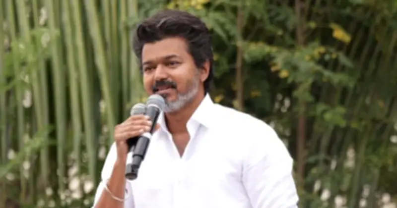 বিজয়ের রাজনৈতিক মঞ্চে জবাব: ‘আমি অভিনেতা, কিন্তু রাজনীতিতে অভিনয় করিনি’