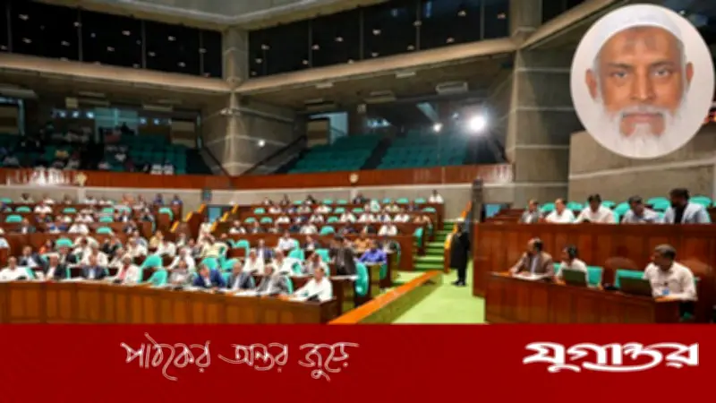 হজযাত্রীদের জন্য সুখবর: বিমান ভাড়া কমিয়েছে সরকার, আবাসন খরচও সাশ্রয়ের উদ্যোগ