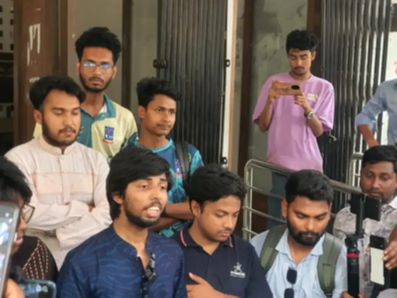 ডাকসু নেতা মুসাদ্দিক আলীর বিরুদ্ধে হেনস্তা ও হুমকির অভিযোগ, ছাত্রদল নেতা অস্বীকার