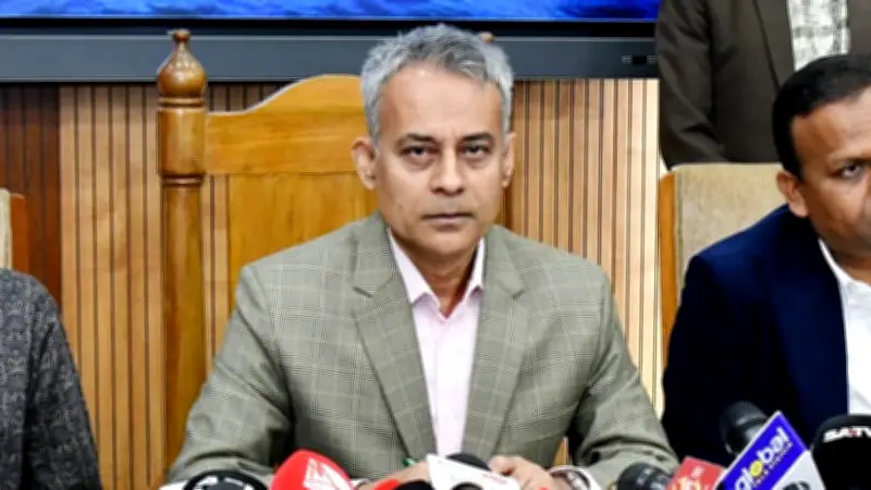 চট্টগ্রাম বন্দর বিদেশি হাতে নয়, নদী দখলদার ২২ হাজার, পায়রা বন্দর ডিসেম্বরে চালু