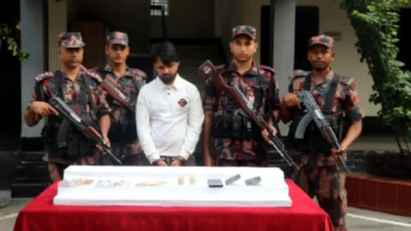 লিবিয়া থেকে ১৭৪ বাংলাদেশির প্রত্যাবাসন, সোনা পাচার ও তনু হত্যা মামলায় গ্রেপ্তারে স্বস্তি