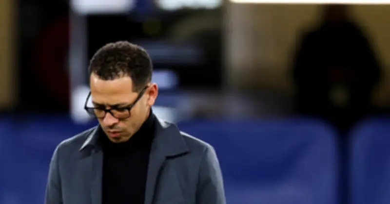 চেলসির ম্যানেজার পদ থেকে বরখাস্ত লিয়াম রোজেনিওর, মাত্র চার মাসেই বিদায়