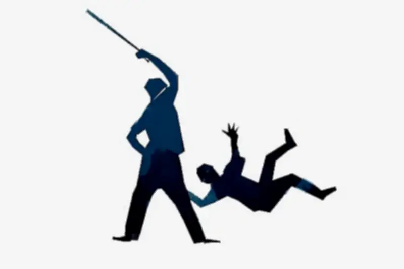 জয়পুরহাটের মাদ্রাসায় বেত্রাঘাতে শিশু আহত, উত্তেজিত জনতা প্রধান শিক্ষককে মারধর